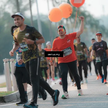 Runner Photo 6421076