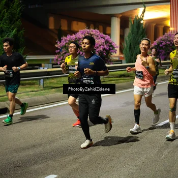 Runner Photo 6421098