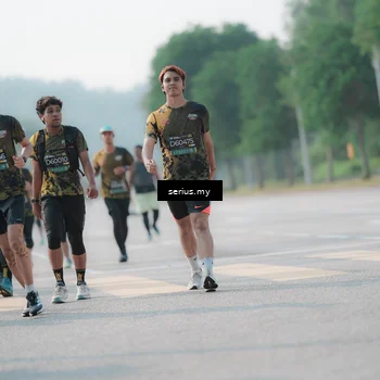 Runner Photo 6421128