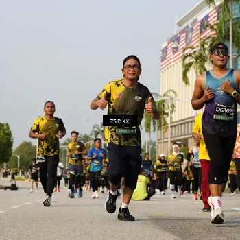 Runner Photo 6421131