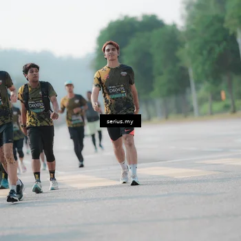 Runner Photo 6421132