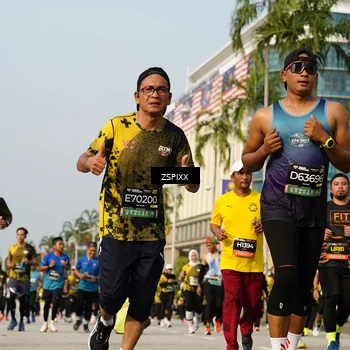 Runner Photo 6421153