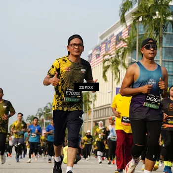 Runner Photo 6421184