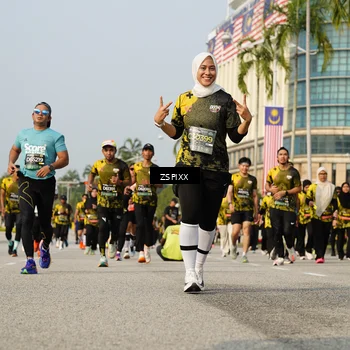 Runner Photo 6421187