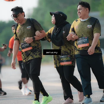 Runner Photo 6421210