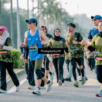 Runner Photo 6421231