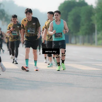 Runner Photo 6421267