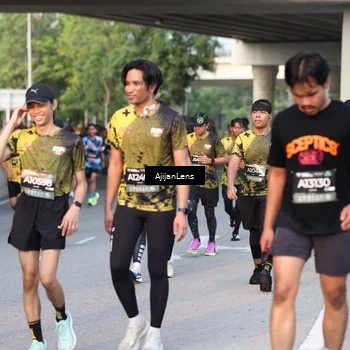 Runner Photo 6421277