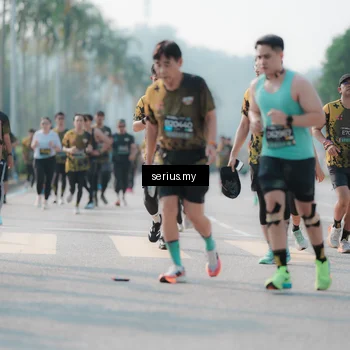 Runner Photo 6421286