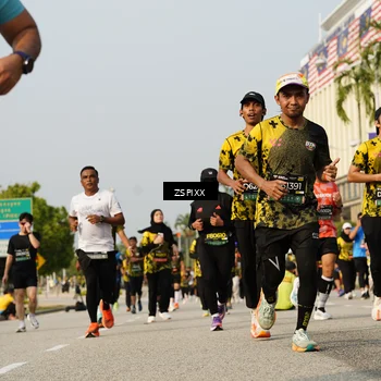 Runner Photo 6421287