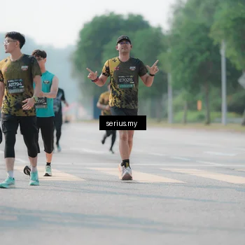 Runner Photo 6421289