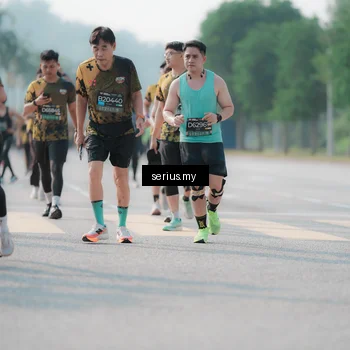 Runner Photo 6421292