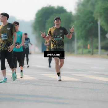Runner Photo 6421298