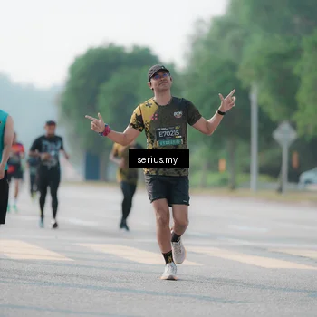 Runner Photo 6421301