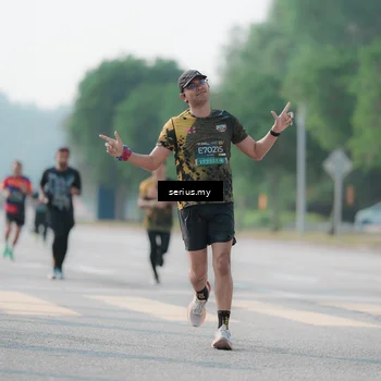 Runner Photo 6421311