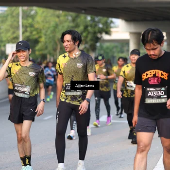 Runner Photo 6421317