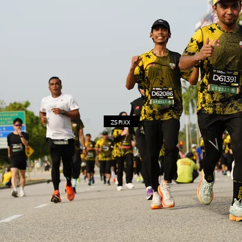 Runner Photo 6421320