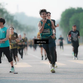 Runner Photo 6421321