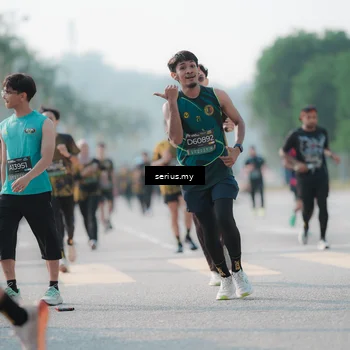 Runner Photo 6421322
