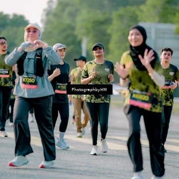 Runner Photo 6421329