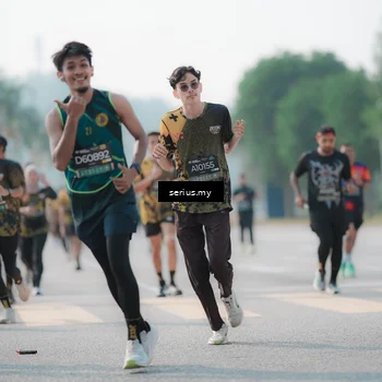 Runner Photo 6421341