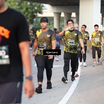 Runner Photo 6421342