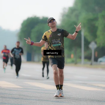 Runner Photo 6421343
