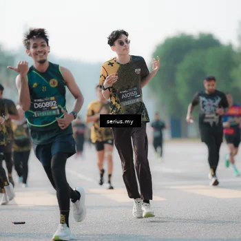Runner Photo 6421349