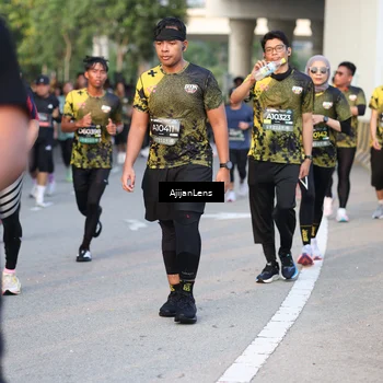 Runner Photo 6421358