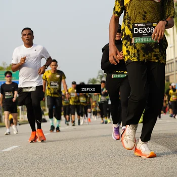 Runner Photo 6421359