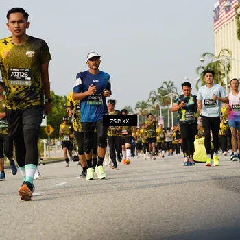 Runner Photo 6421380