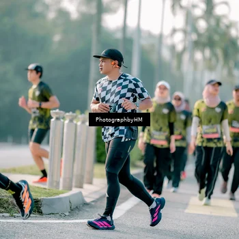 Runner Photo 6421402