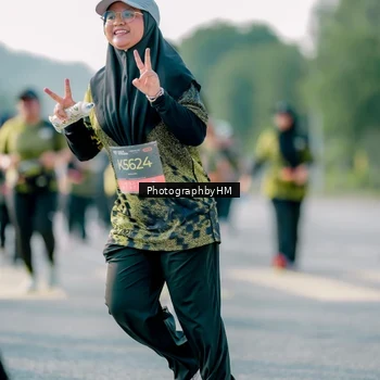 Runner Photo 6421412