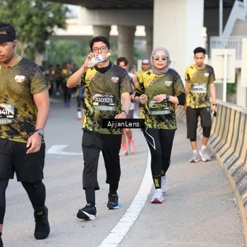 Runner Photo 6421415