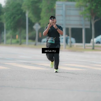 Runner Photo 6421429