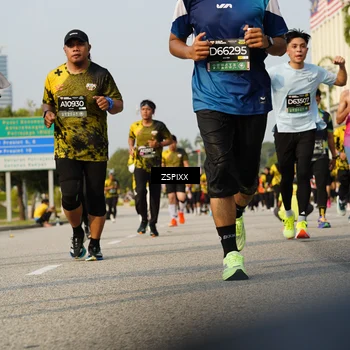 Runner Photo 6421448