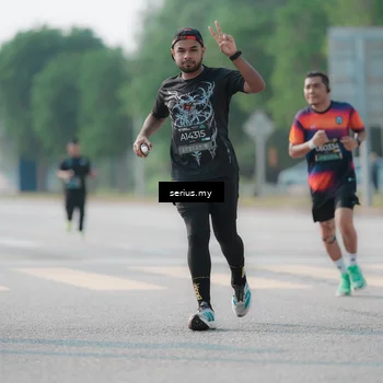 Runner Photo 6421456