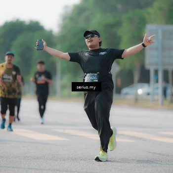 Runner Photo 6421457