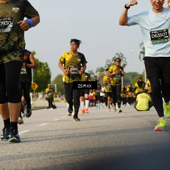 Runner Photo 6421472