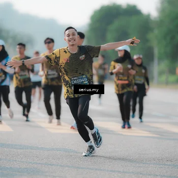 Runner Photo 6421480