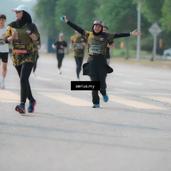 Runner Photo 6421489