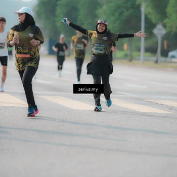 Runner Photo 6421491