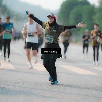 Runner Photo 6421514