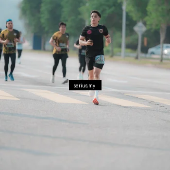 Runner Photo 6421515
