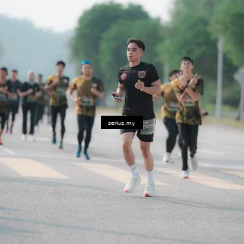 Runner Photo 6421525