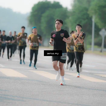 Runner Photo 6421528
