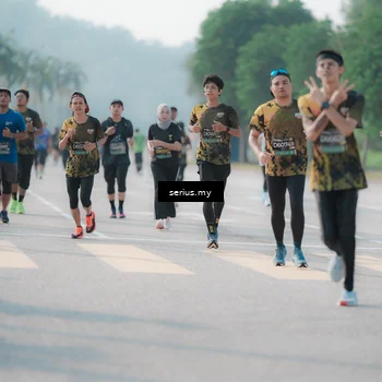 Runner Photo 6421539