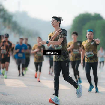Runner Photo 6421550