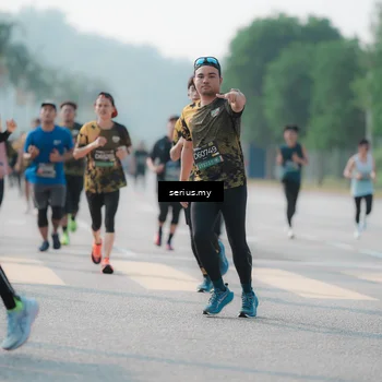 Runner Photo 6421557