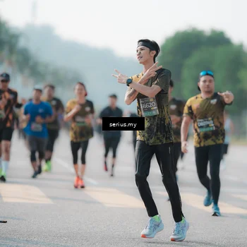 Runner Photo 6421558